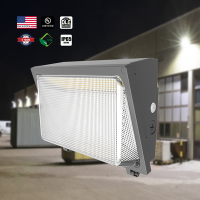 OEM FCC UL 30W-120W LED Wall Pack Light 140lm/W 3CCT قابل تنظیم برای مسیر محوطه های بارگیری